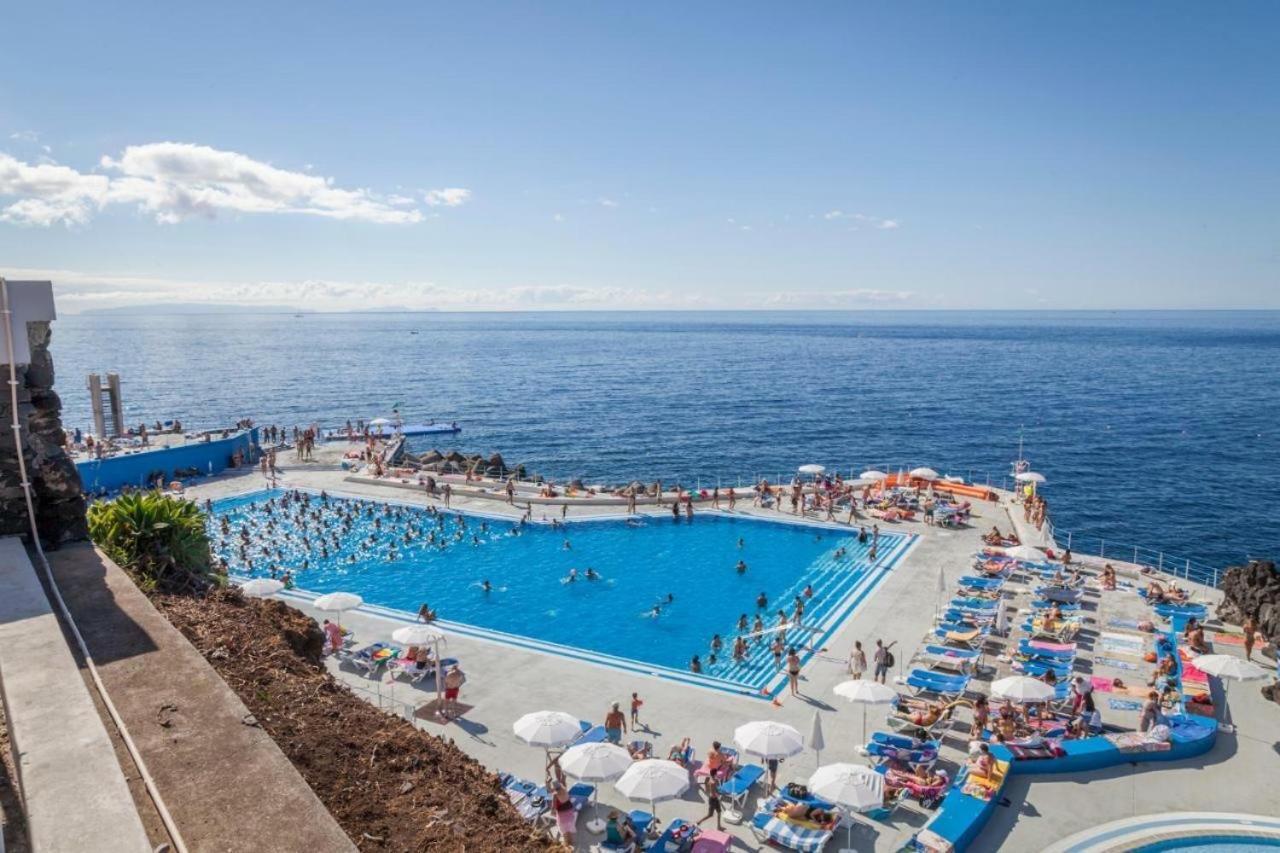 Blue Sky Apartment With Pool By Hr Madeira Фуншал Екстериор снимка
