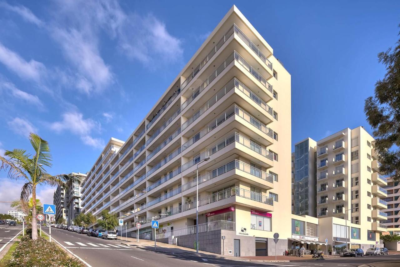 Blue Sky Apartment With Pool By Hr Madeira Фуншал Екстериор снимка