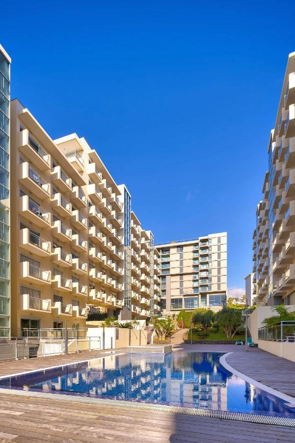 Blue Sky Apartment With Pool By Hr Madeira Фуншал Екстериор снимка